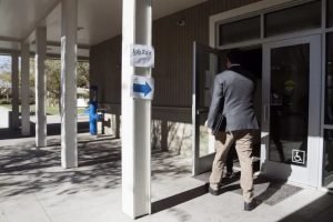 Surge in Employment Persists as 275,000 Positions Secured