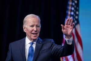 Biden's Post-Debate Turmoil A Democratic Dilemma Unfolds