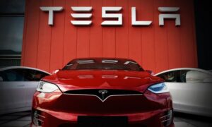 Tesla Reports Lower Quarterly Deliveries Amidst Growing Competition